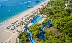 Kemer - jakie morze otacza ten popularny kurort turystyczny?