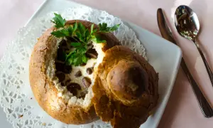 Gdzie zjeść w Łebie? Najlepsze restauracje, które musisz poznać