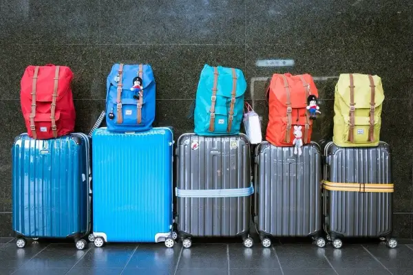Czy można przewozić leki w bagażu podręcznym Ryanair? Oto ważne zasady